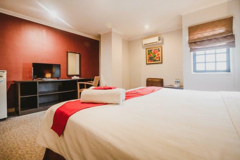 Reddoorz Premium @ Thamrin Kebon Sirih Hotel Jacarta Exterior foto
